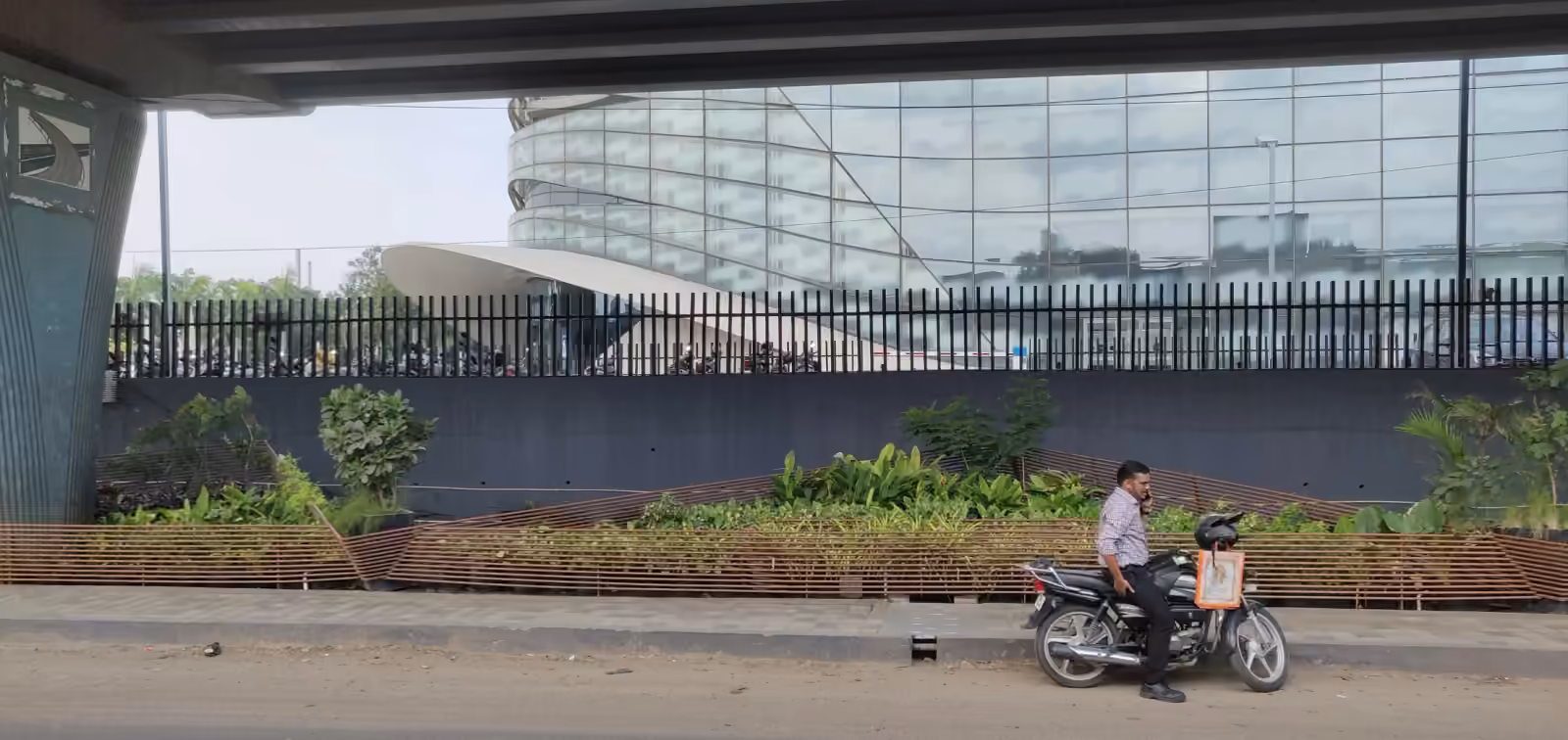 Public space - Kosmo one Ambattur — image 9